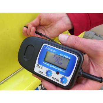 MIERNIK GRUBOŚCI LAKIERU GL-PRO-6-FAZ Fe-AL-Zn sonda na przewodzie.