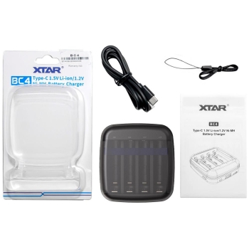Ładowarka do akumulatorów cylindrycznych Li-ion 1,5V / Ni-MH AA / AAA Xtar BC4